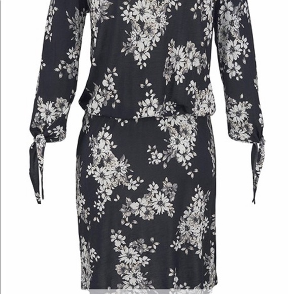 Tie Sleeve Print Dress Black and White Size 4 - Picture 7 of 10